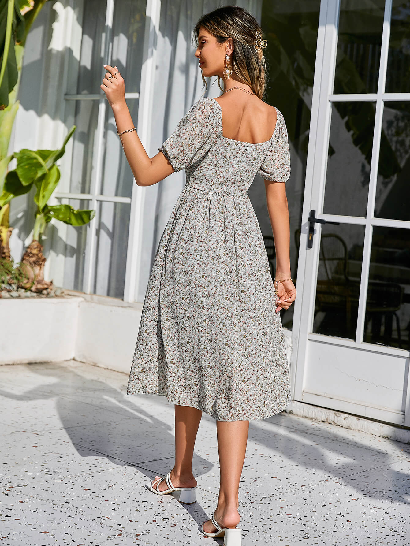 ditsy floral puff sleeve buttoned midi dress
