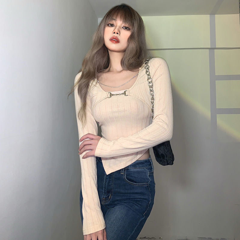 chain pointed hem long sleeve ribbed blouse